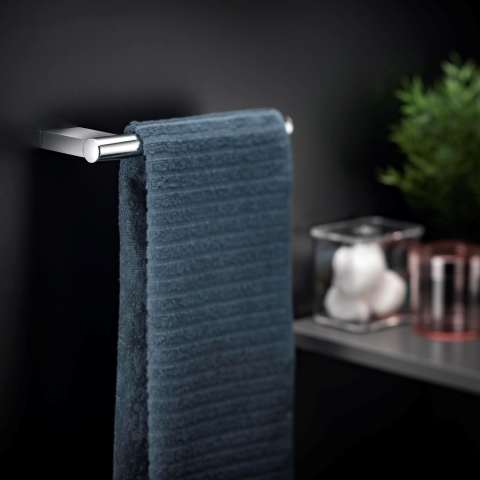 TOWEL RAIL