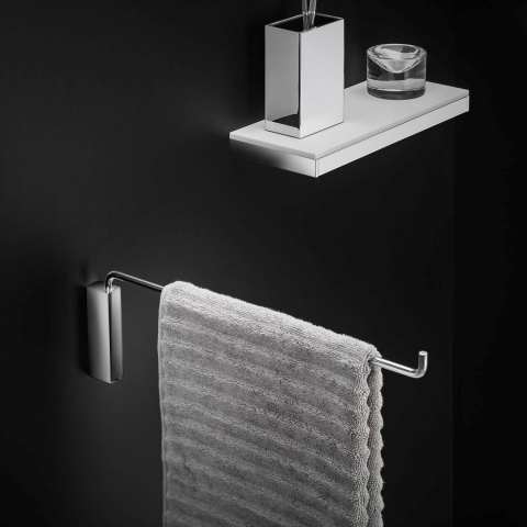 FREE STANDING BRUSH HOLDER