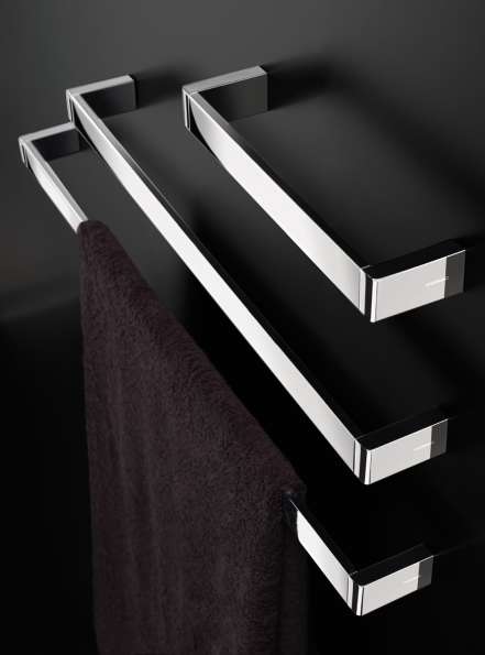 TOWEL RAIL