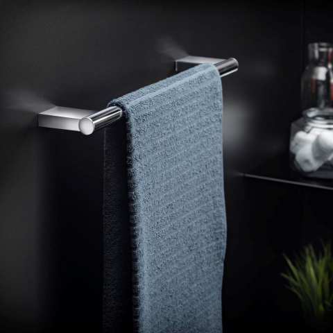 TOWEL RAIL