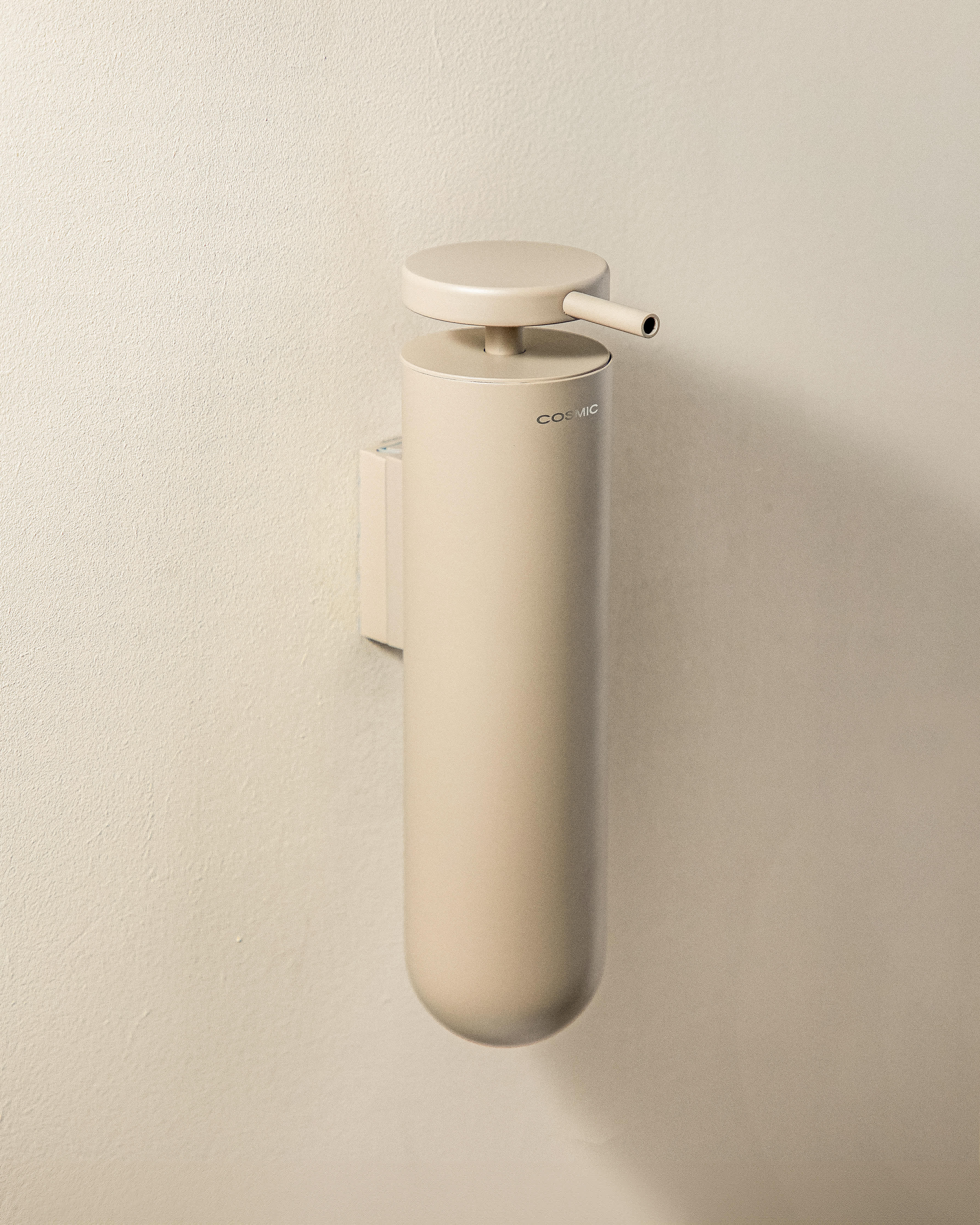 WALL SOAP DISPENSER (185ML)