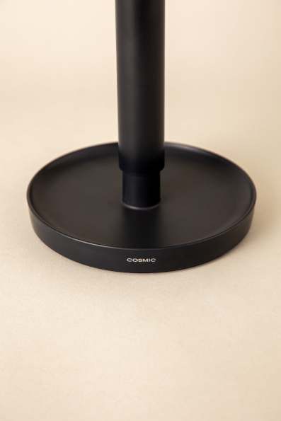 Kitchen paper holder with integrated spray