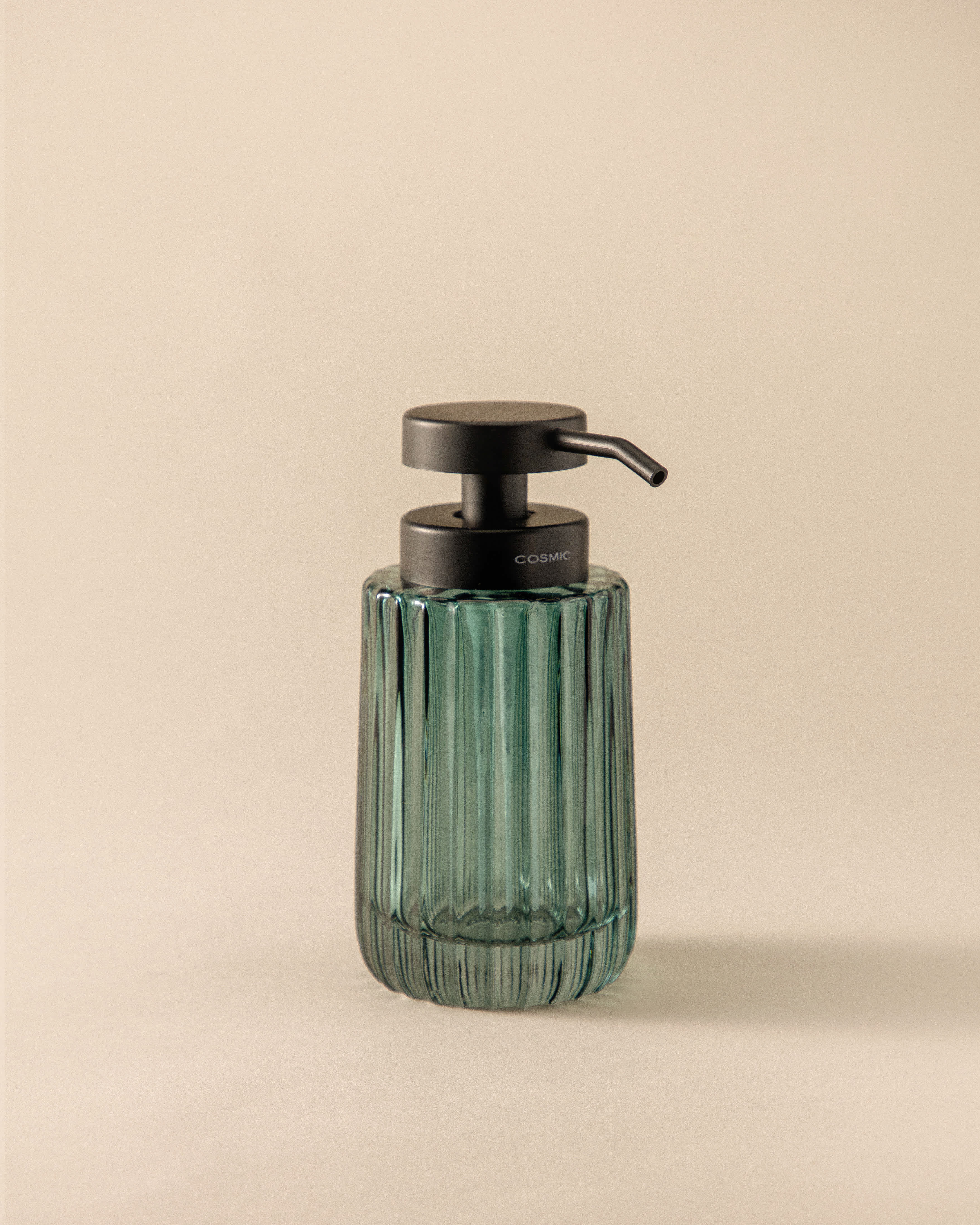 Countertop soap dispenser