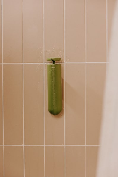 WALL SOAP DISPENSER (185ML)