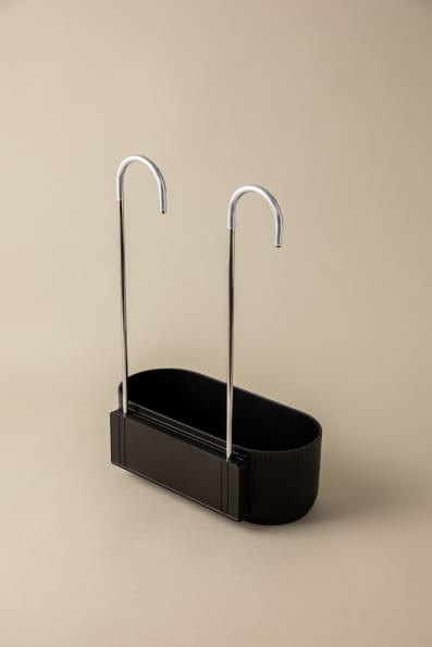 Hanging soap dish for faucet
