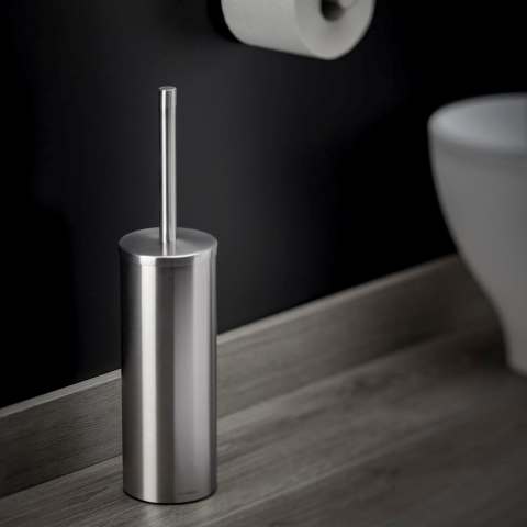 Free standing toilet brush