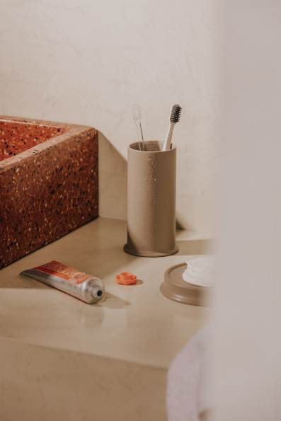 PORTA-ESCOVAS DE BANCADA