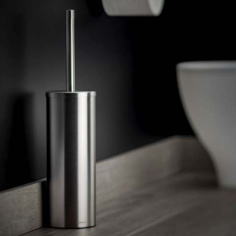 Free standing toilet brush