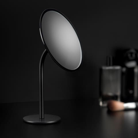 COUNTERTOP MAGNIFYING MIRROR