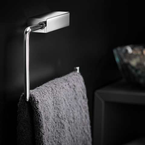 TOWEL RING