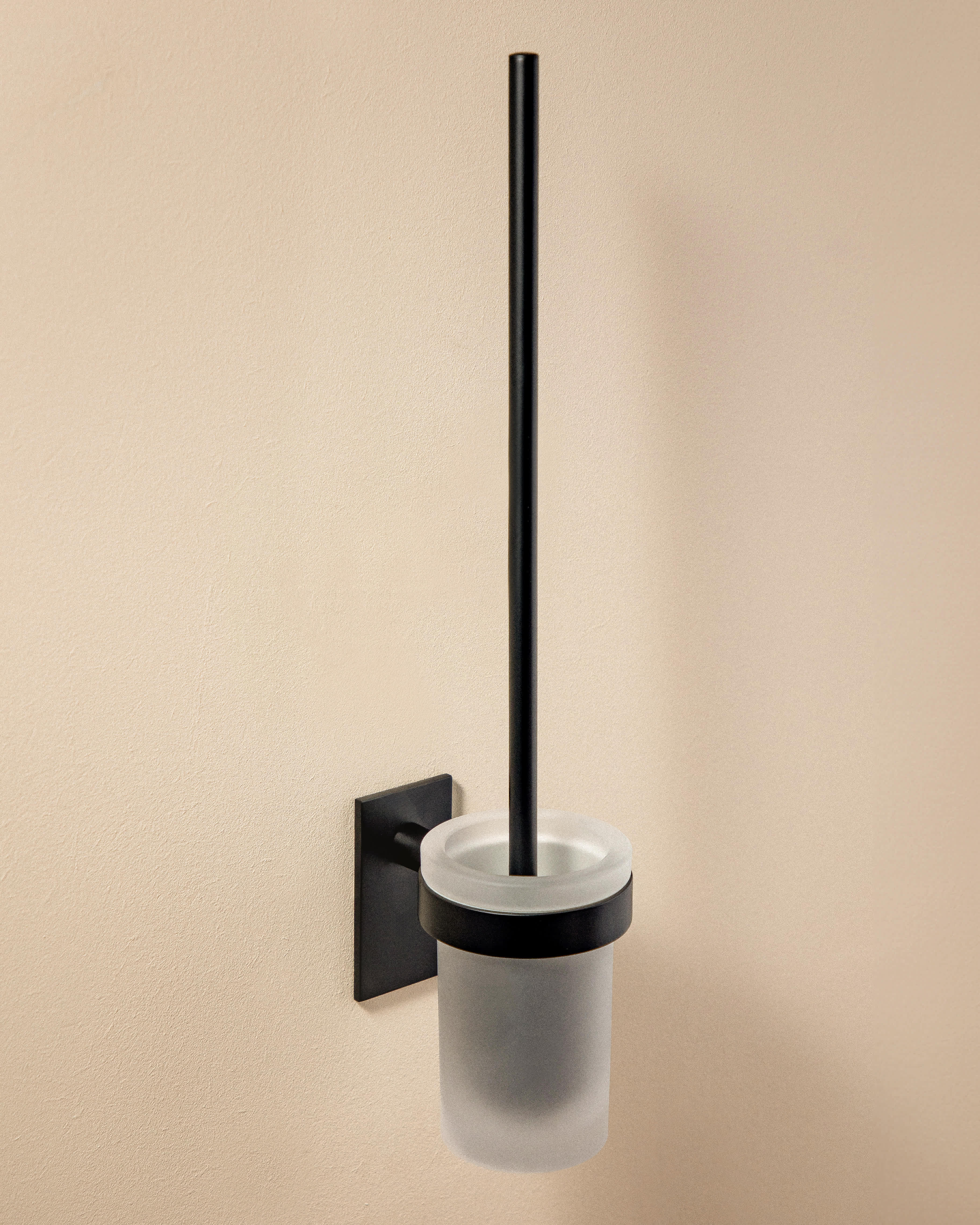 TOILET BRUSH & HOLDER