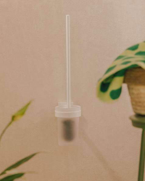 TOILET BRUSH & HOLDER