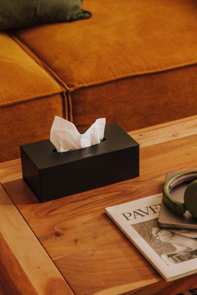 Tissue box