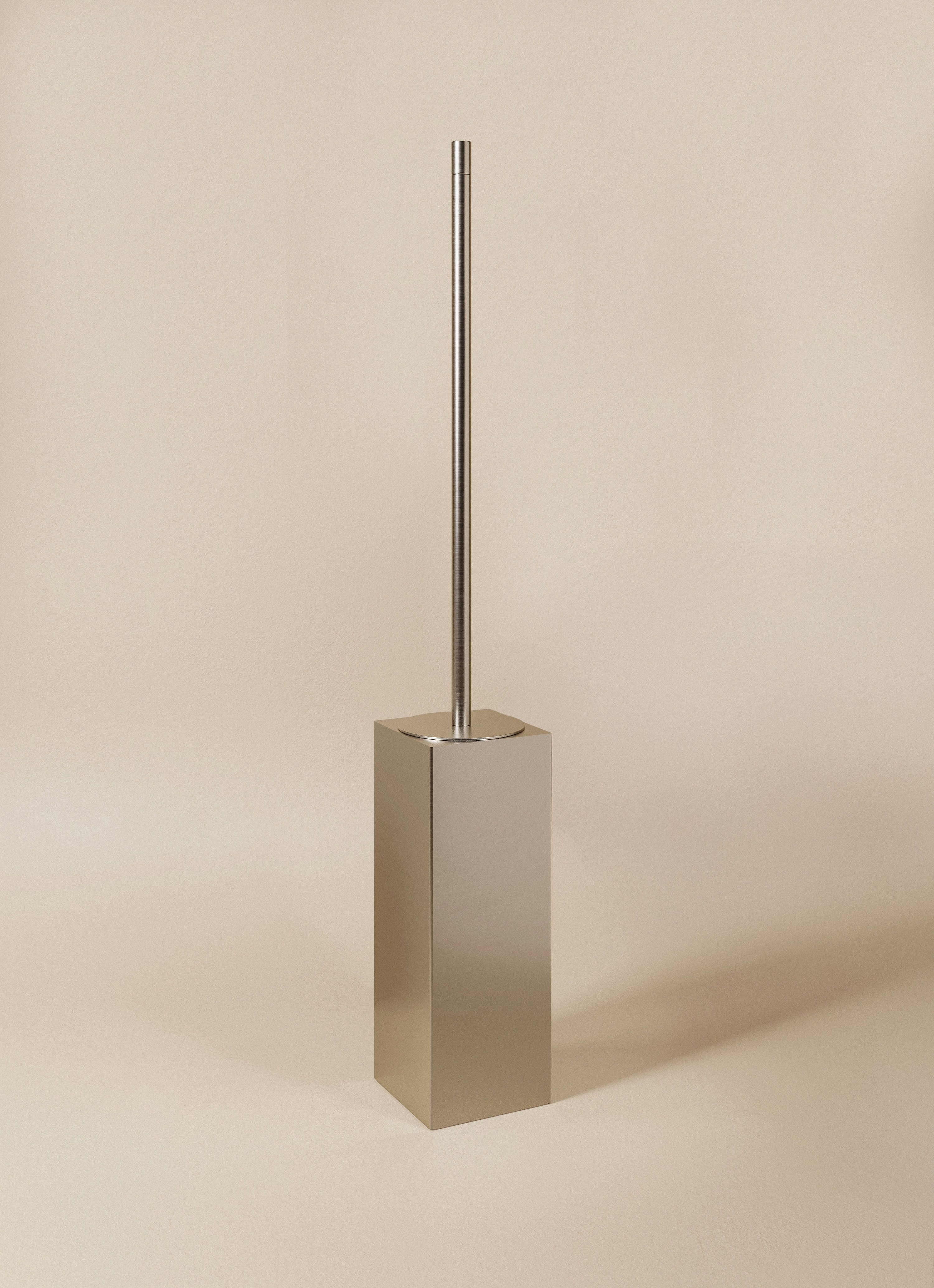 FREE STANDING TOILET BRUSH
