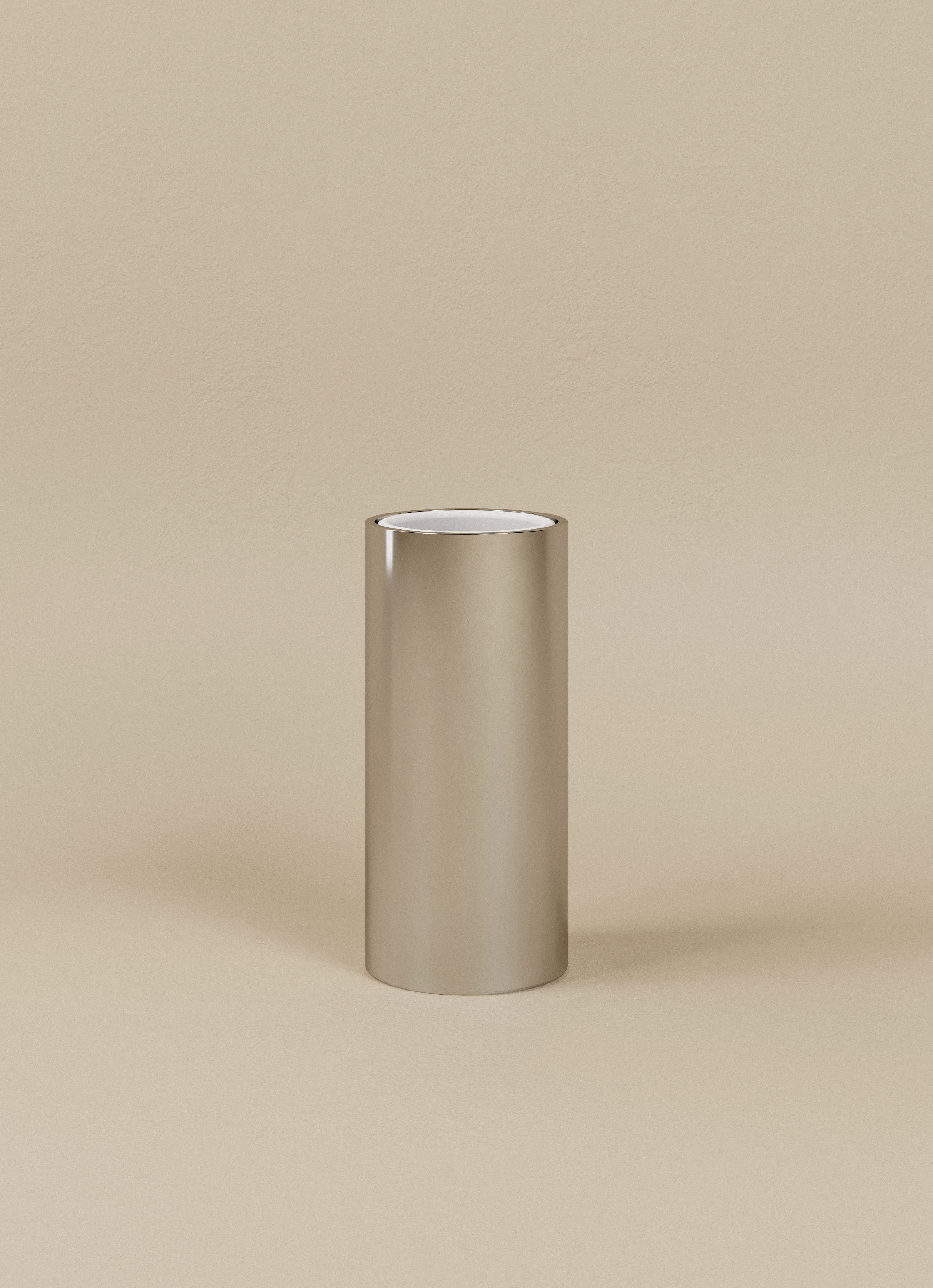 FREE STANDING BRUSH HOLDER