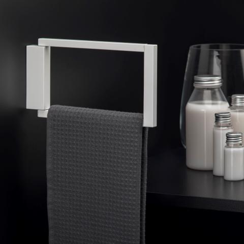 TOWEL RING