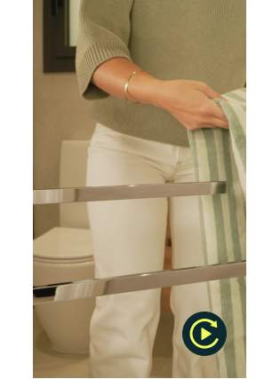 FREE-STANDING TOWEL RACK