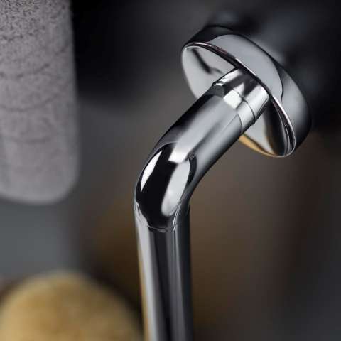 Asa angular izquierda