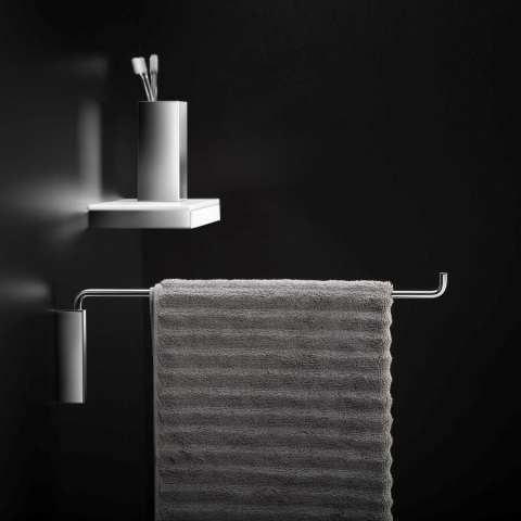 FREE STANDING BRUSH HOLDER